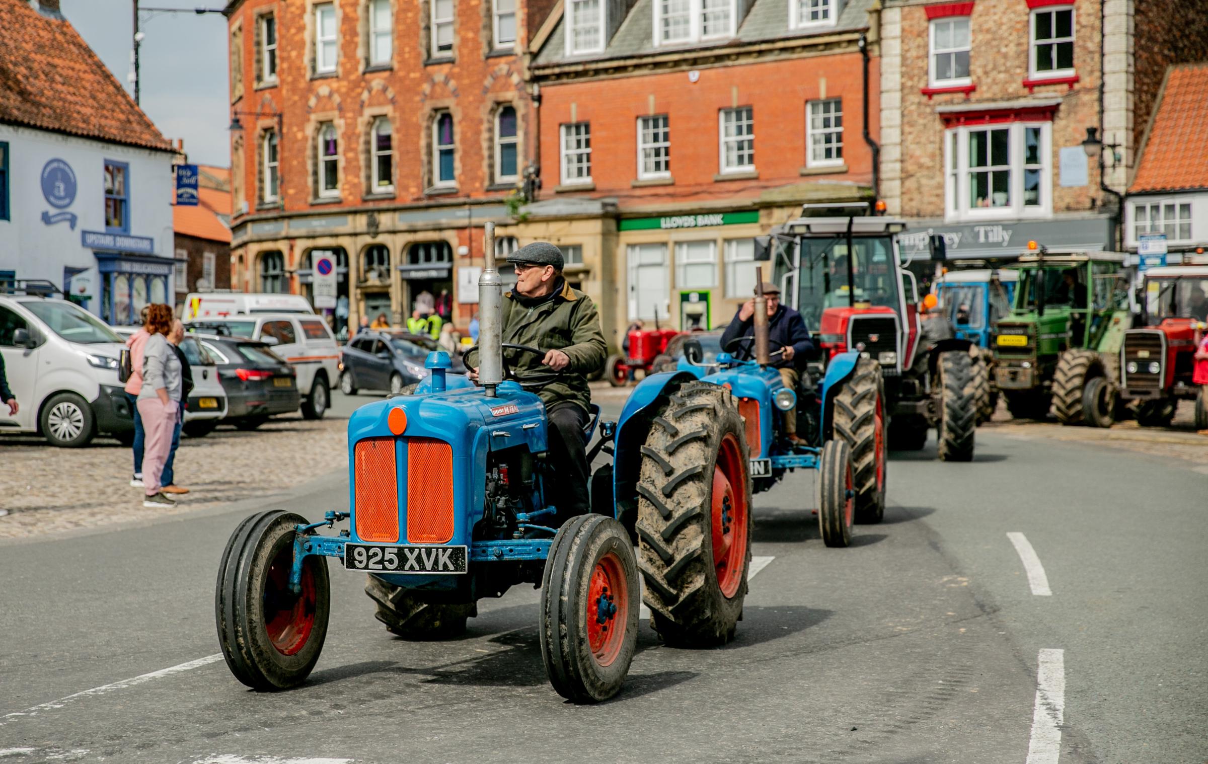 Tv Vet Peter Wright tractor run for Thirsk Hospice charity Picture: SARAH CALDECOTT